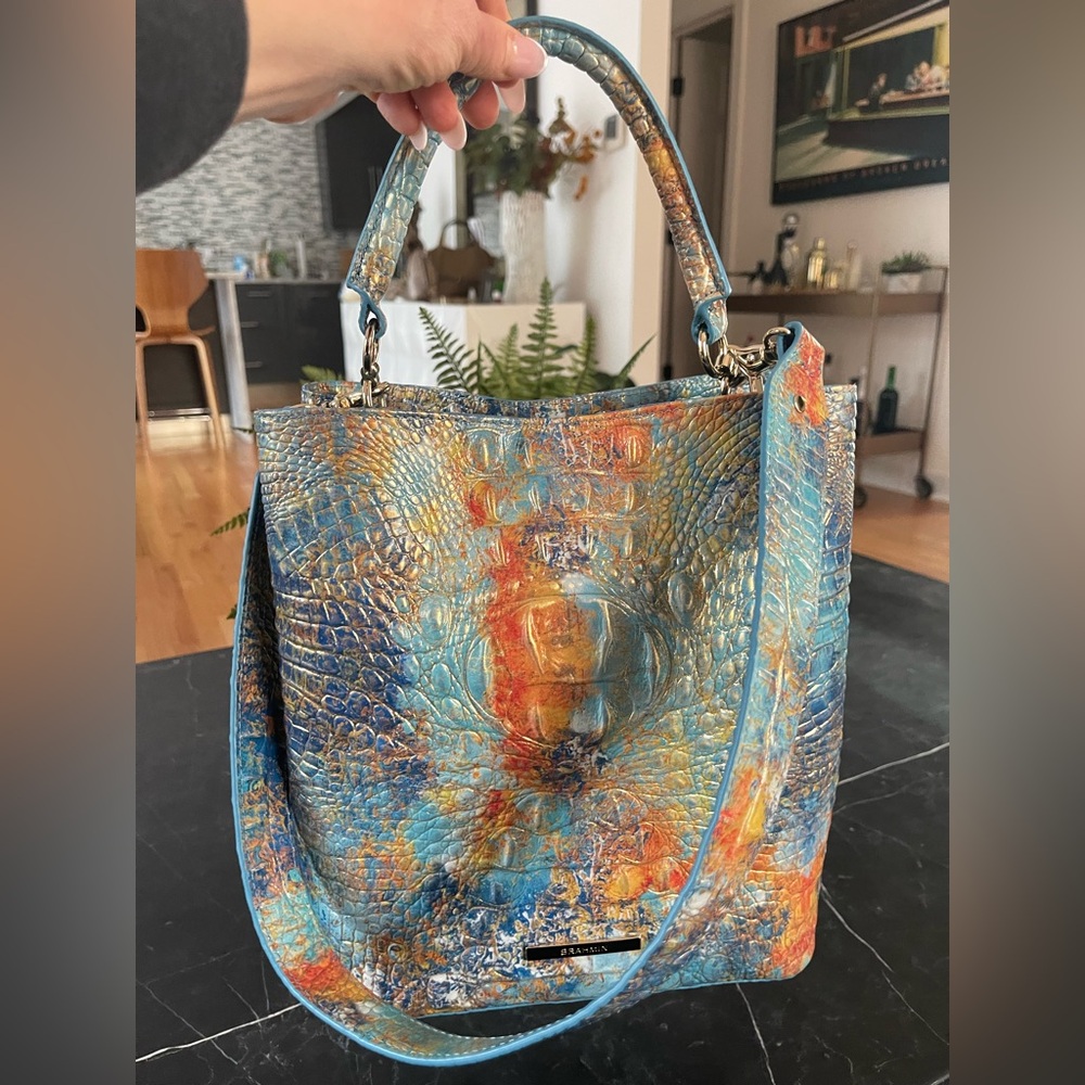 Brahmin Amelia Reef Medium Melbourne Beautiful Signature Worn Once